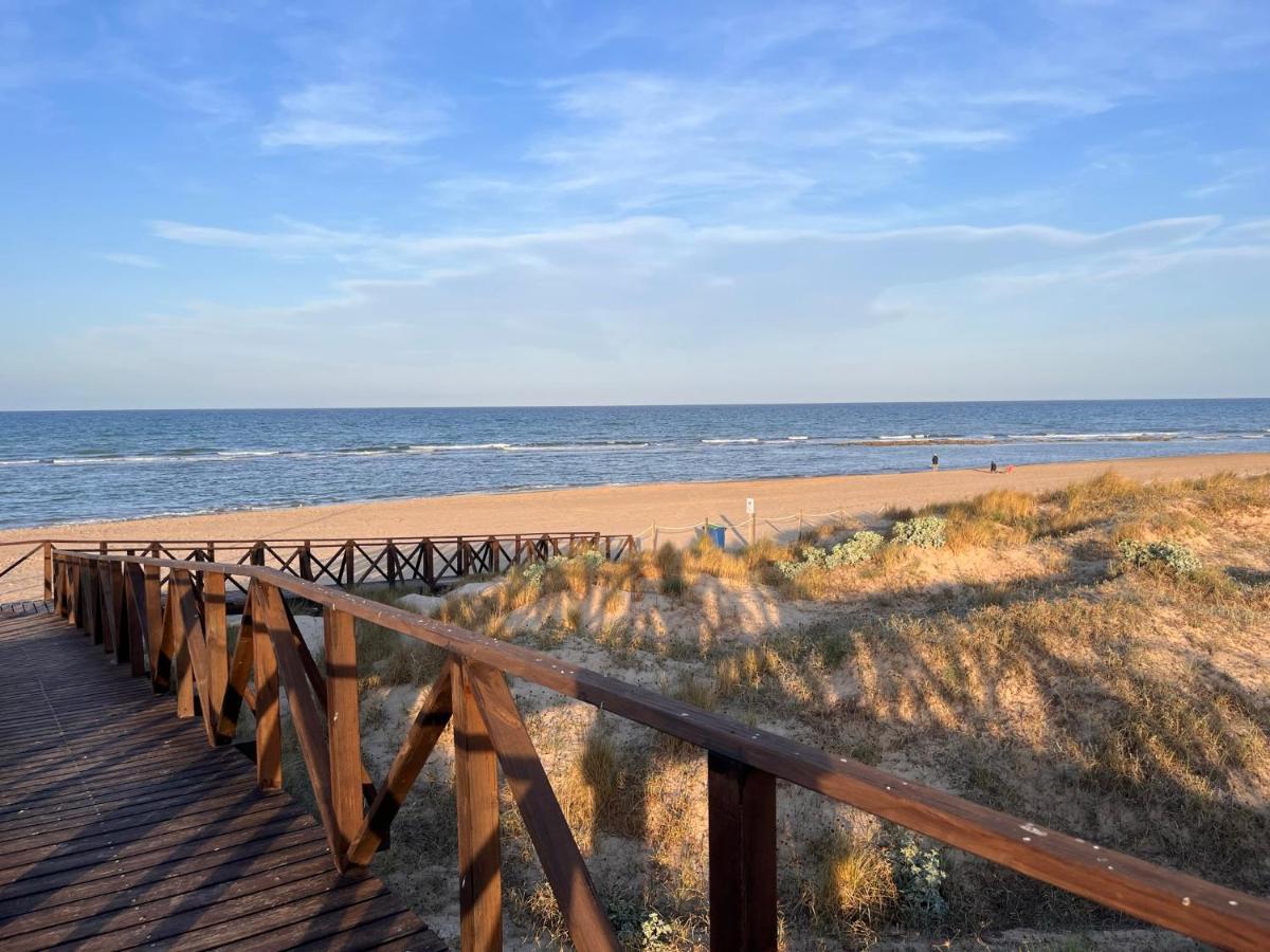 Apj Emperadores With Swimming Pool, 100 M From La Mata Apartment *